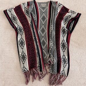 Natural Reflections Southwestern Boho Fringe Poncho - fits s/m
